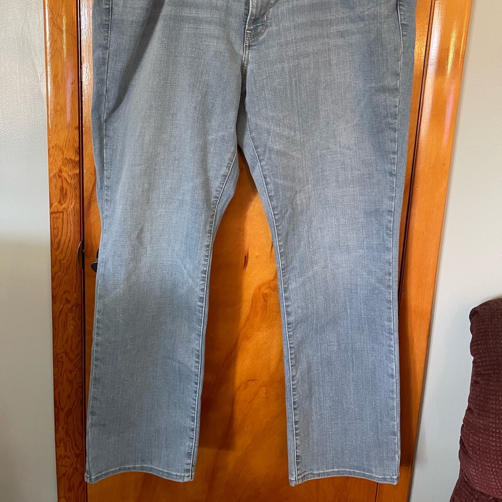 Levi’s size 20W classic straight jeans